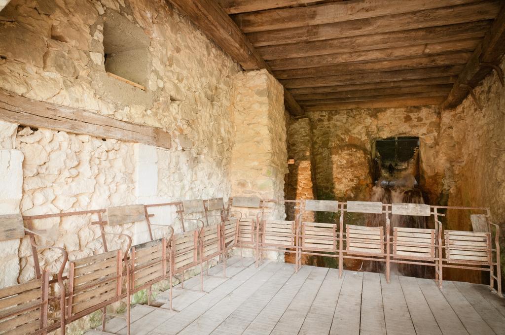Gite Des Grands Moulins De Bauge 외부 사진